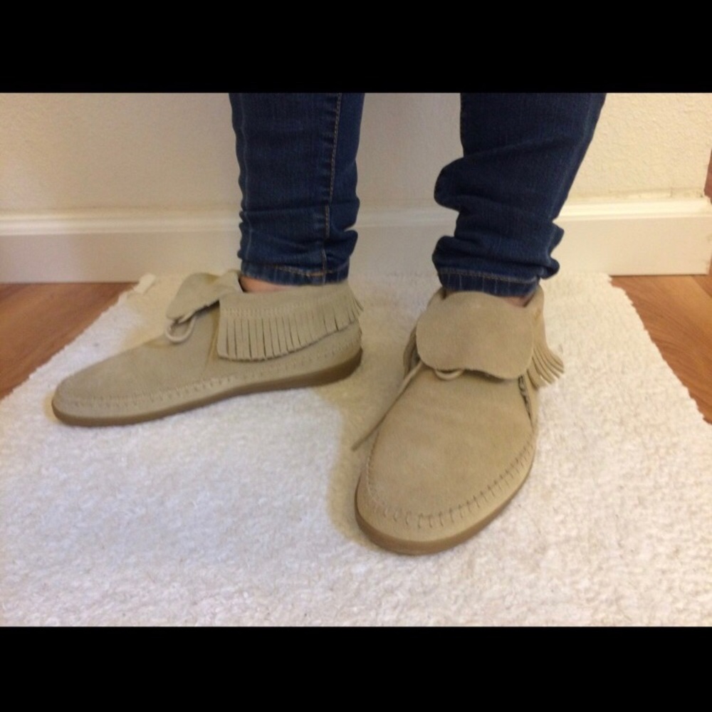 Vans moccasins size 7